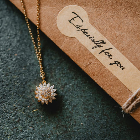 18K Gold Spinning Sunflower Necklace